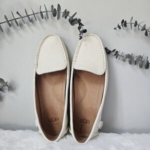 UGG Flores Leather Loafer 'Jasmine'